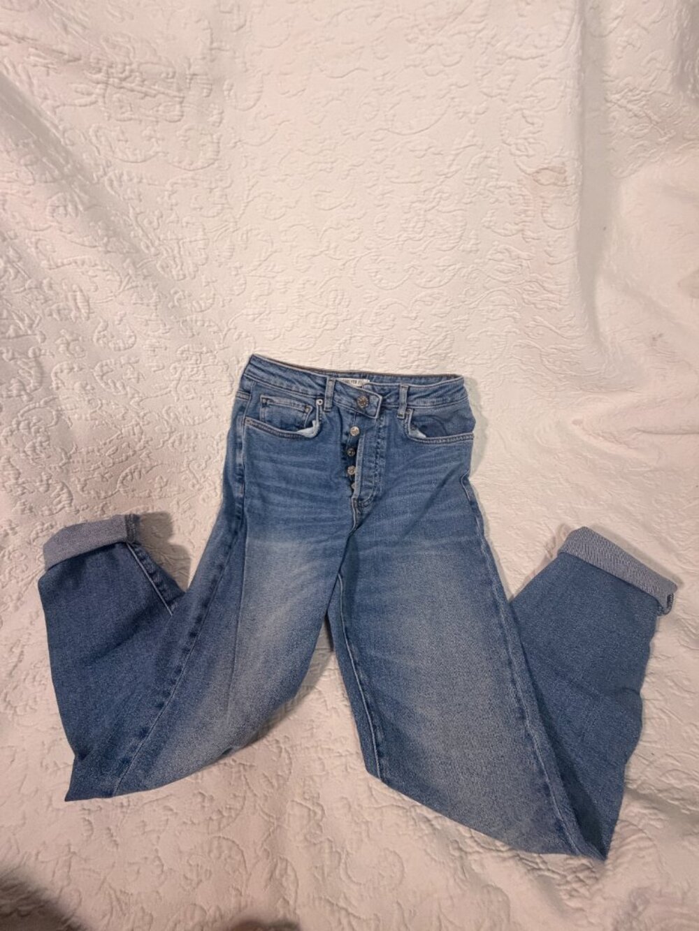 Forever 21 Women's High Waisted Jean Capris - Picture 8 of 9